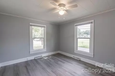 1201 E 11th St, Kannapolis, NC 28083 photo 10
