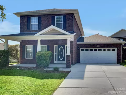 2444 Glyncastle Way, Gastonia, NC 28056