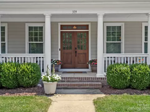319 Olmstead St, Fort Mill, SC 29708 photo 4