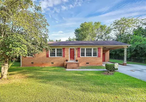1338 Jefferson St, Lancaster, SC 29720