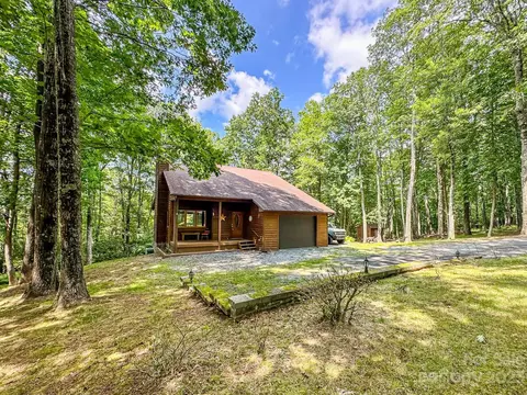 513 Jobs Rd, Laurel Springs, NC 28644