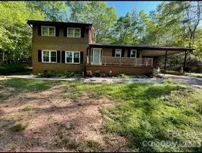 210 Oak Ave, Shelby, NC 28152