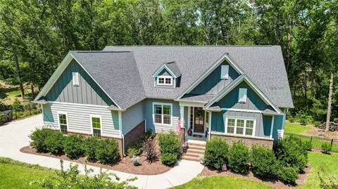 6868 Montgomery Rd, Clover, SC 29710