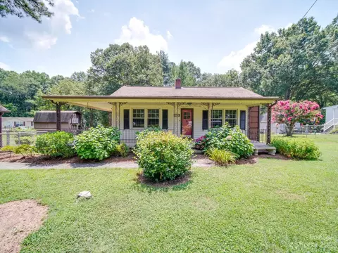 1334 N Oakwood St, Gastonia, NC 28052
