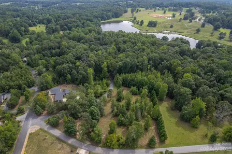 Red Fox Circle, Tryon, NC 28782 photo 11