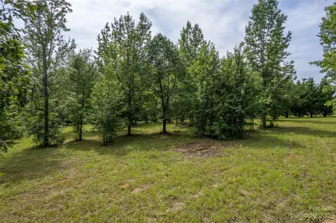 Red Fox Circle, Tryon, NC 28782 photo 15