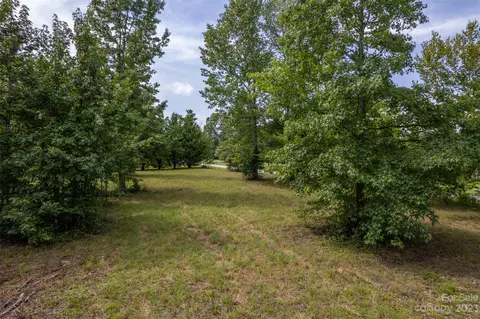 Red Fox Circle, Tryon, NC 28782 photo 16