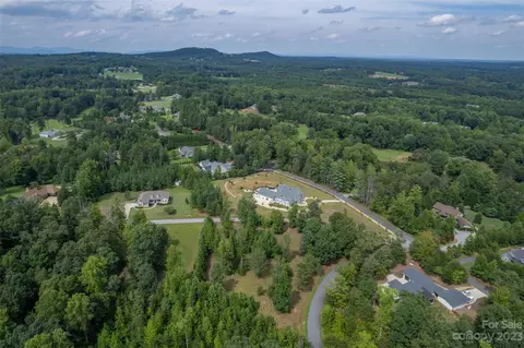 Red Fox Circle, Tryon, NC 28782 photo 5