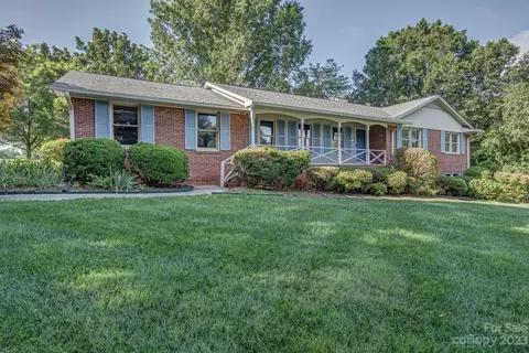 123 Dunes Dr, Kings Mountain, NC 28086