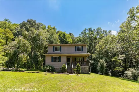 1454 Sorrells Cove Rd, Clyde, NC 28721