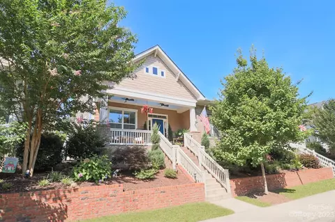 19111 Park Terrace Ln, Davidson, NC 28036
