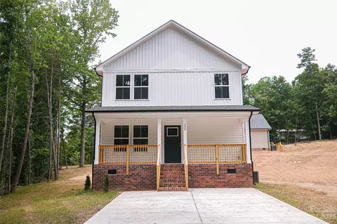799 New Castle Ct, Albemarle, NC 28001
