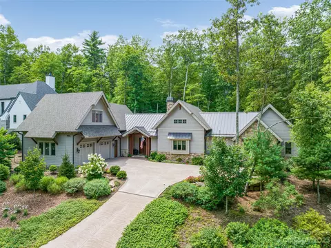 20 Emerald Necklace Dr, Asheville, NC 28803