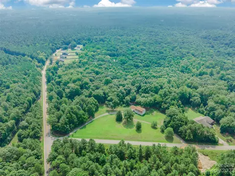 3199 Greenwood Rd, Rock Hill, SC 29730