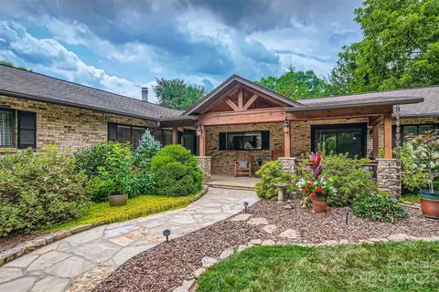 2301 Primm Rd, Charlotte, NC 28216