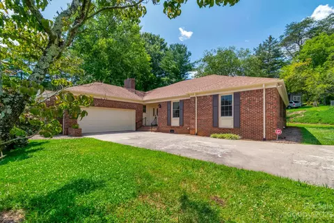 815 Pennell Ne St NE, Lenoir, NC 28645