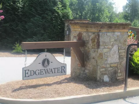 1735 Waters Edge 86 Dr #86, Granite Falls, NC 28630