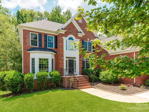 10145 Stewarton Ln, Charlotte, NC 28269