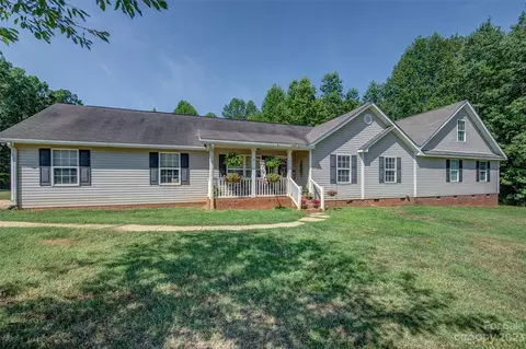 9062 Loafers Glory Trl, Lincolnton, NC 28092