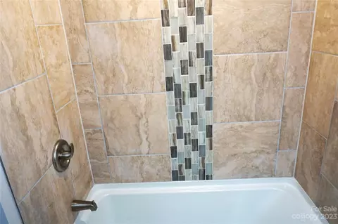 305 Dixie Dr, Kannapolis, NC 28083 photo 21