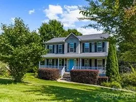 102 Winding Creek Dr, Morganton, NC 28655