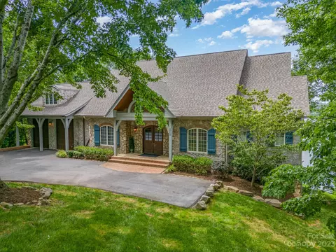 4637 9th St, Hickory, NC 28601 photo 3