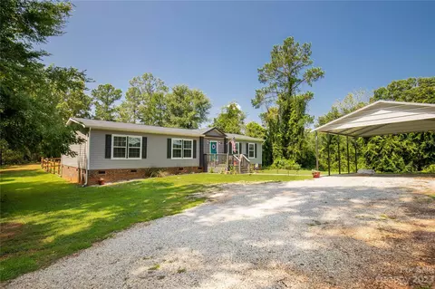 1298 Martin Rd, Hickory Grove, SC 29717