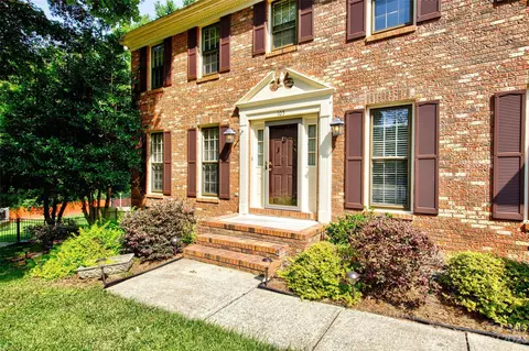 105 Dogwood Ter, Huntersville, NC 28078