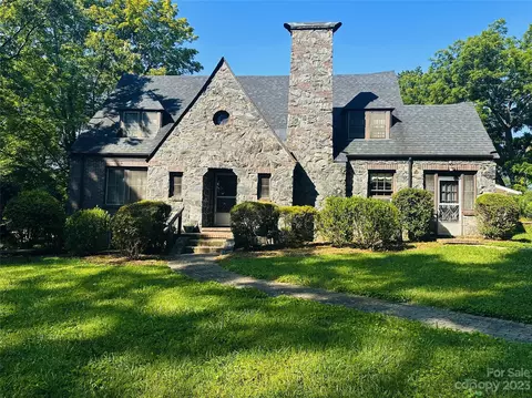 420 Hibriten Sw Ave SW, Lenoir, NC 28645