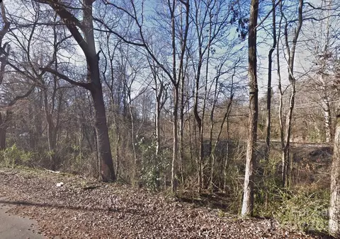 307 Kirby Dr, Charlotte, NC 28214