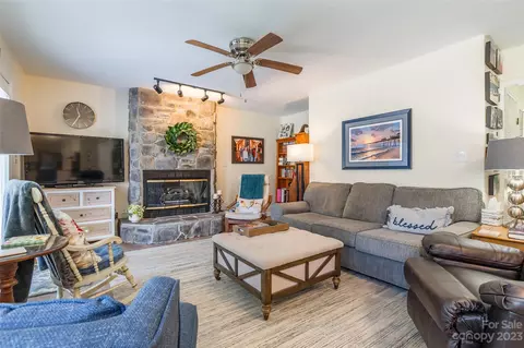 907 Snow Dr, Lancaster, SC 29720 photo 8
