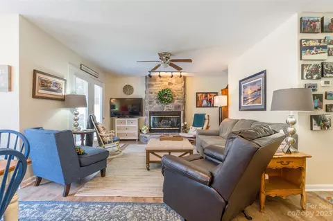 907 Snow Dr, Lancaster, SC 29720 photo 7
