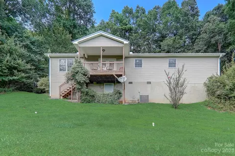19 George Chastain Rd, Mills River, NC 28759