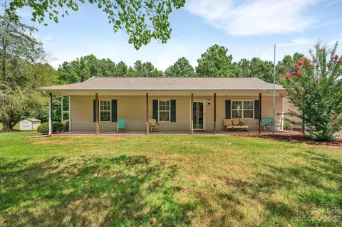 347 Mccoys Creek Cir, Oakboro, NC 28129