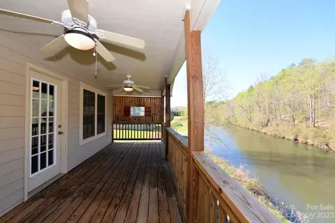 99 Bayside Dr, Sylva, NC 28779 photo 17