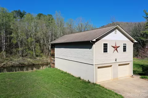 99 Bayside Dr, Sylva, NC 28779 photo 4