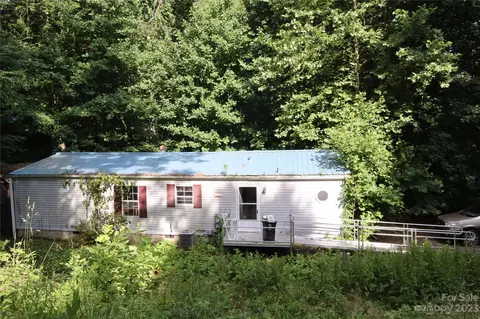 127 Gray Fence Dr, Alexander, NC 28701