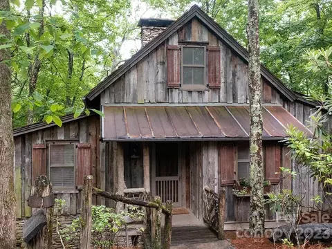 139 Boarding House Way #115, Sylva, NC 28779