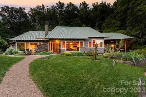 164 Ox Creek Rd, Weaverville, NC 28787