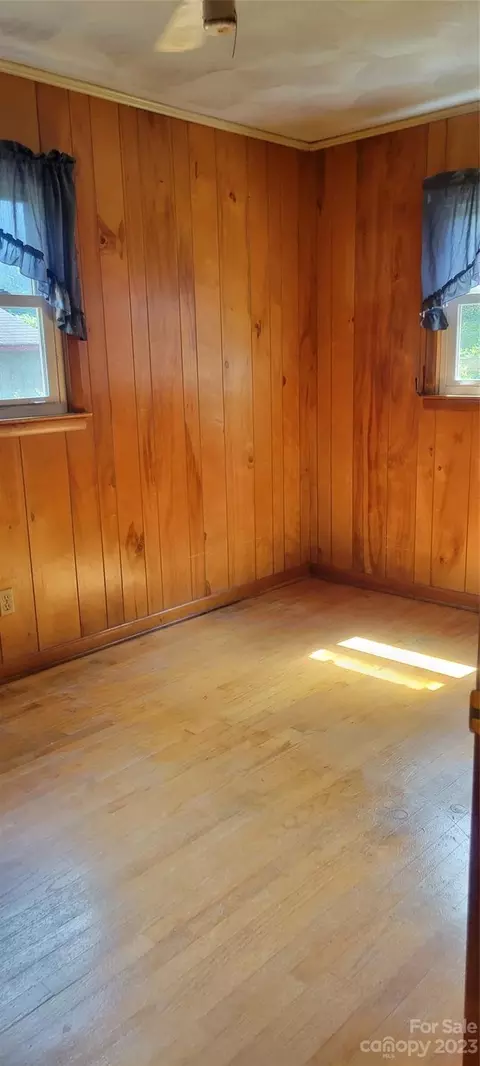 1937 Imperial St, Conover, NC 28613 photo 18