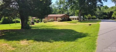 1937 Imperial St, Conover, NC 28613 photo 6