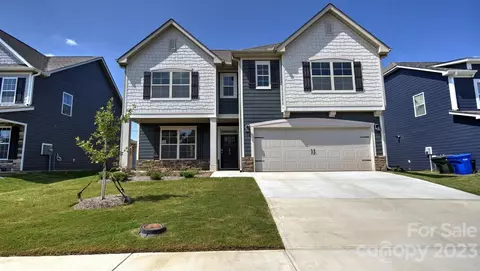 175 Thornberry Rd, Hendersonville, NC 28792