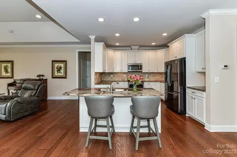18330 Glenealy Dr, Cornelius, NC 28031 photo 5