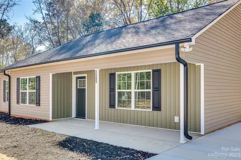 1560 University Park 36 Dr #36, Lancaster, SC 29720