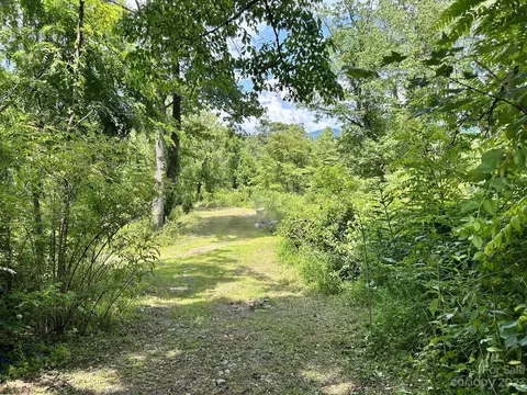 291 Odus Allen Rd, Marshall, NC 28753
