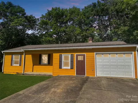 23 Burrell Mountain Rd, Brevard, NC 28712