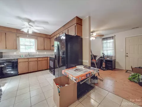 1322 Parkside Dr, Monroe, NC 28110 photo 4