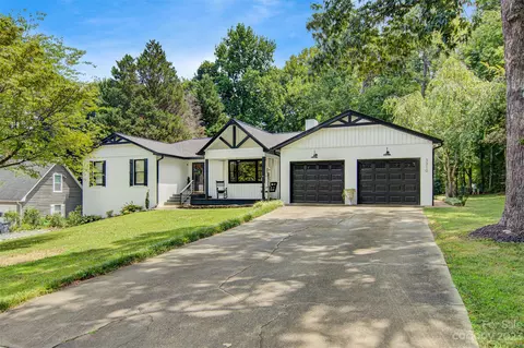3310 15th St NE, Hickory, NC 28601
