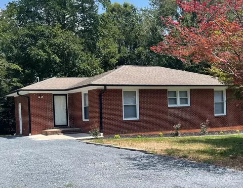 1507 Ross Dr, Albemarle, NC 28001