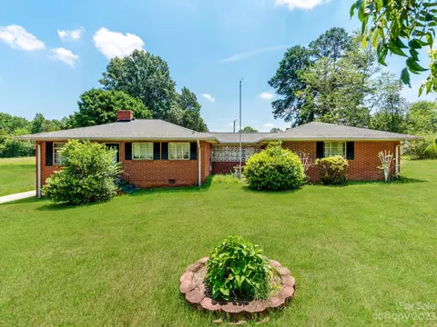 2054 E Ridge Rd, Salisbury, NC 28144